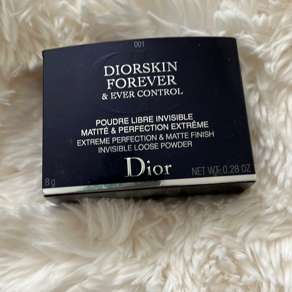 DIORSKIN forever control